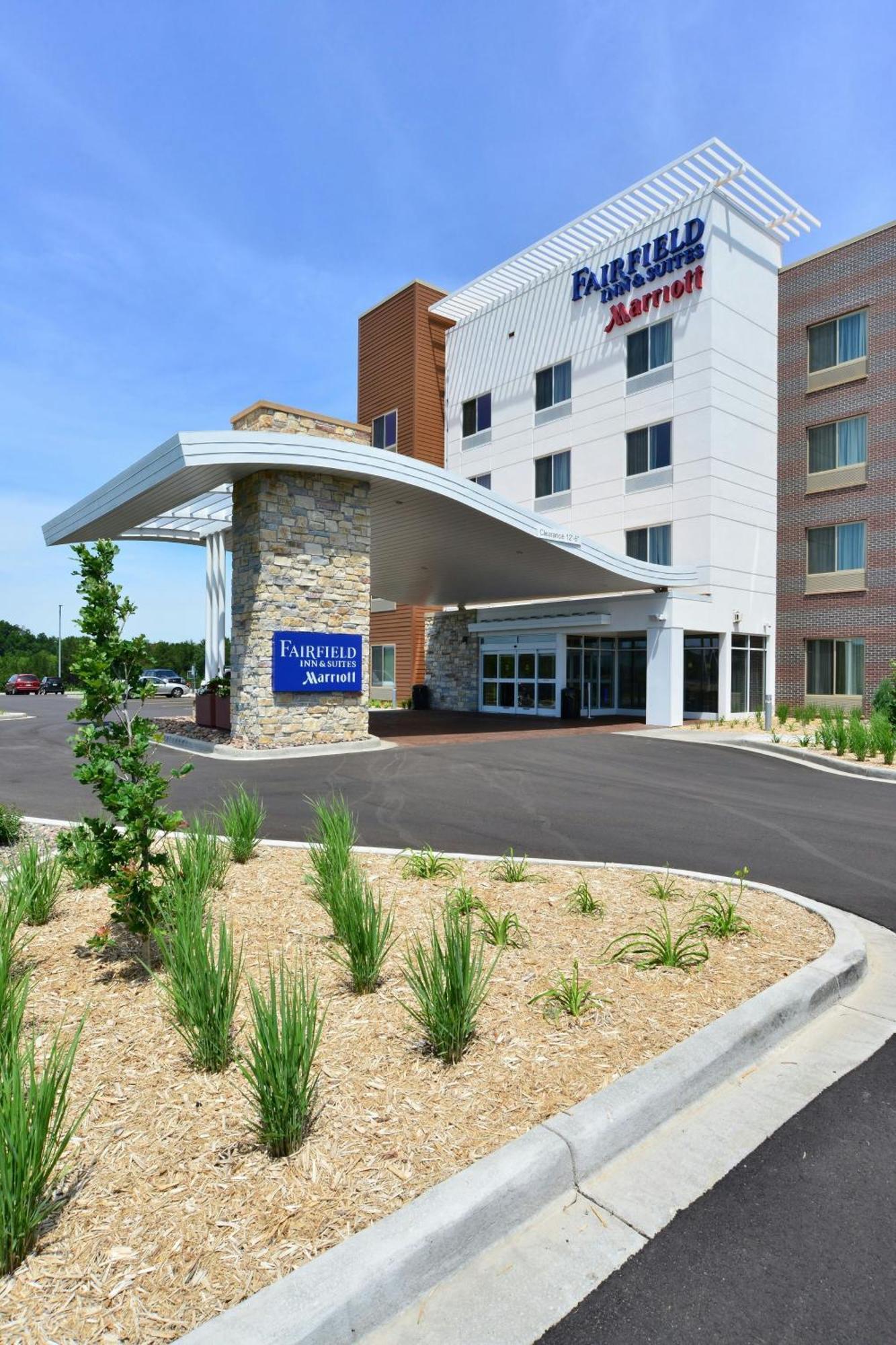 Fairfield & By Marriott Eau Claire/chippewa Falls Hotel
