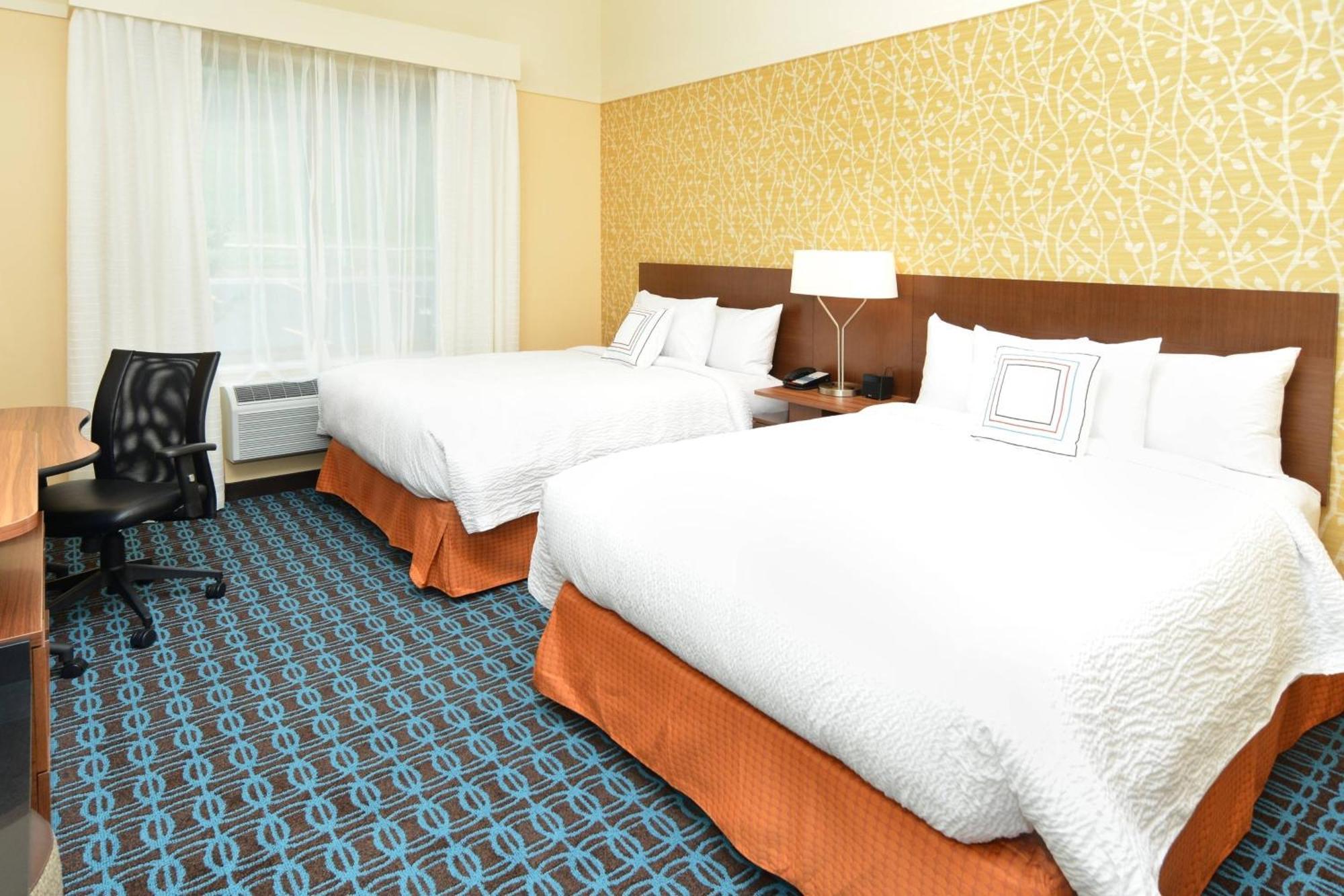 Hotel Fairfield & By Marriott Eau Claire/chippewa Falls Eau Claire